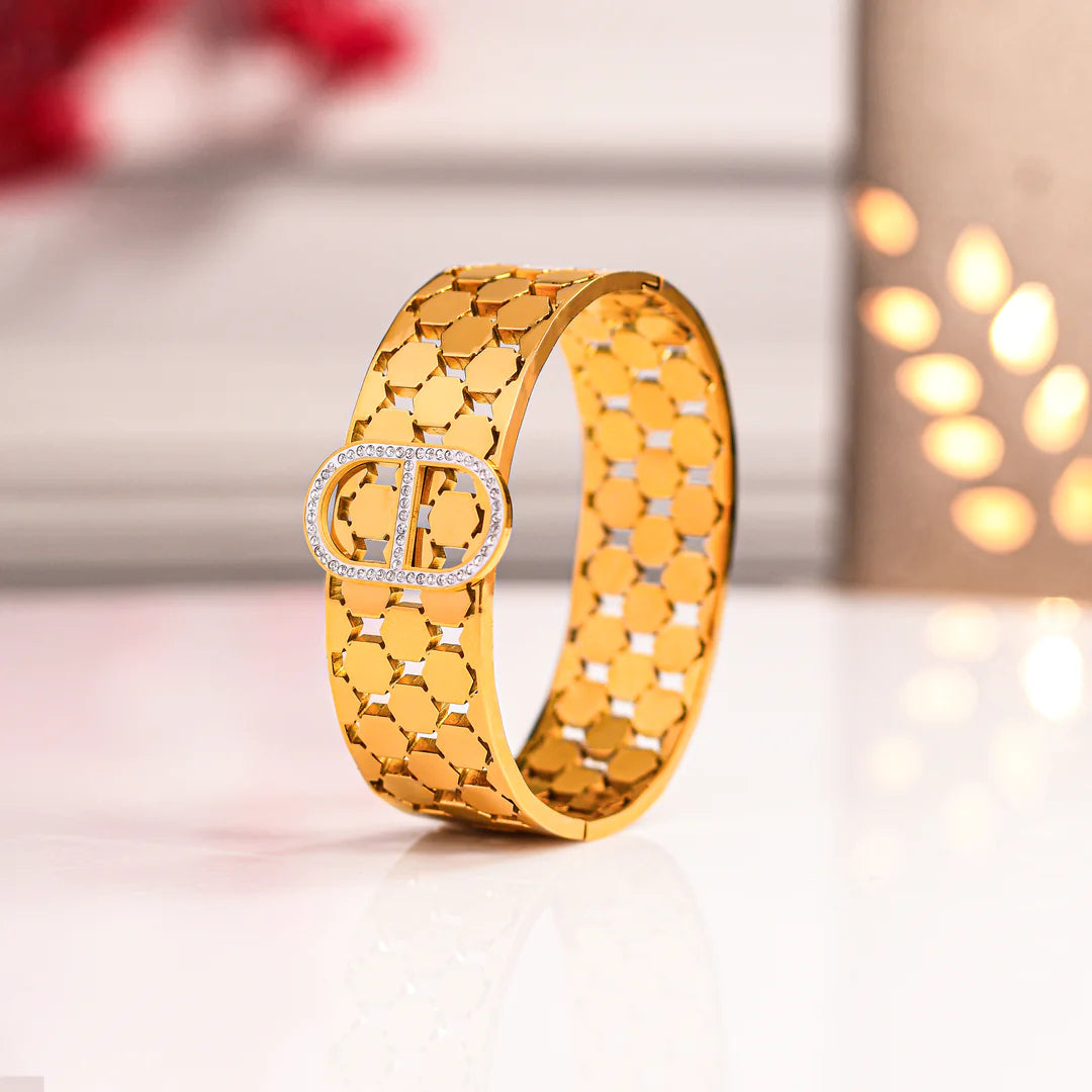 Luxury 18K Gold Plated Zircon Studded Designer Anti Tarnish Bangle – Elegant & Glossy Statement Bracelet RGB405