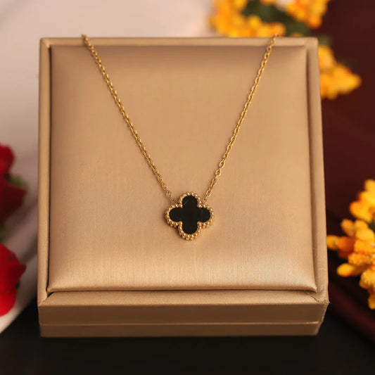 Luxury 18K Gold Plated Black Clover Pendant Necklace for Women – Elegant Anti-Tarnish Daily Wear Chain ATCP180