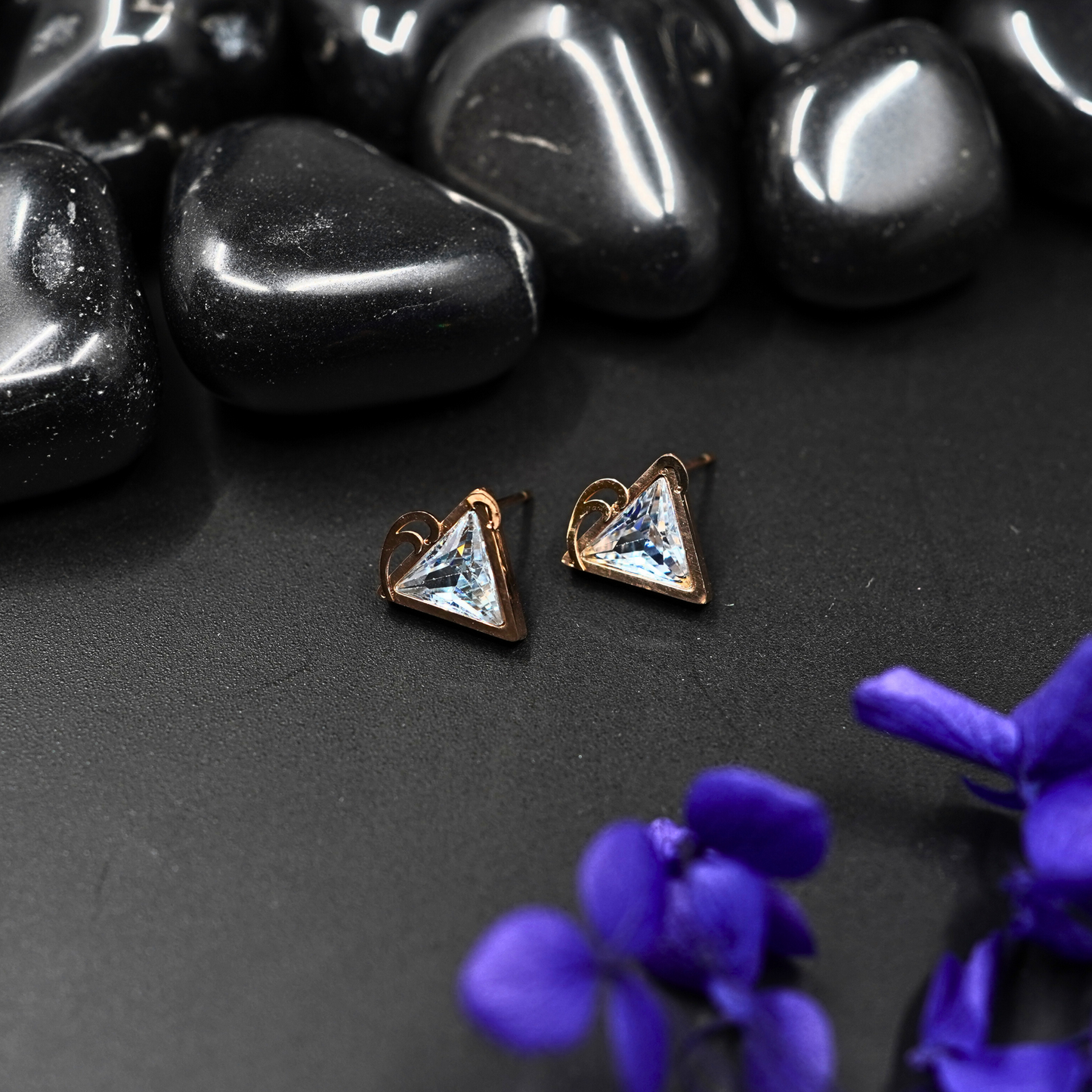 Geometric Elegance: 18K Rose Gold-Plated Anti-Tarnish Necklace and Earring Set with Triangle stone studded Pendants ATCP124