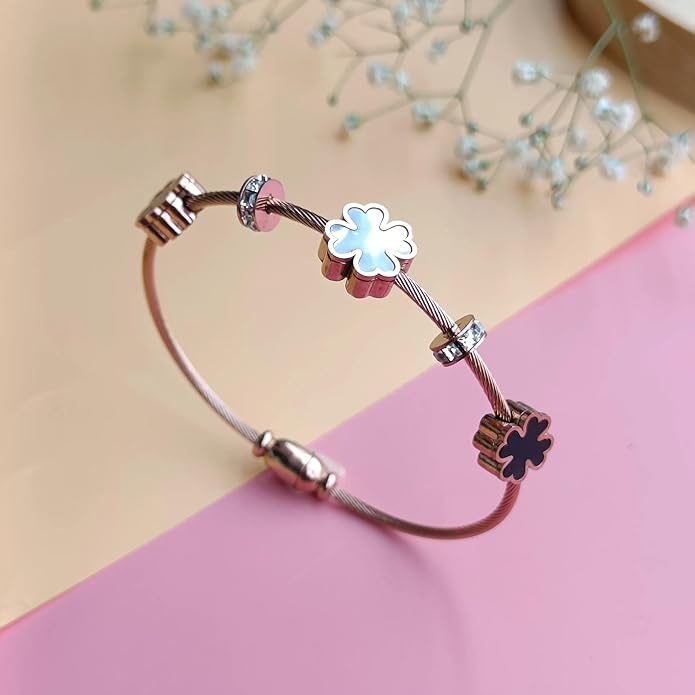 Rose Gold Plated Anti-Tarnish Floral Charm Cable Bracelet – Stylish Daily Wear for Women RGB476