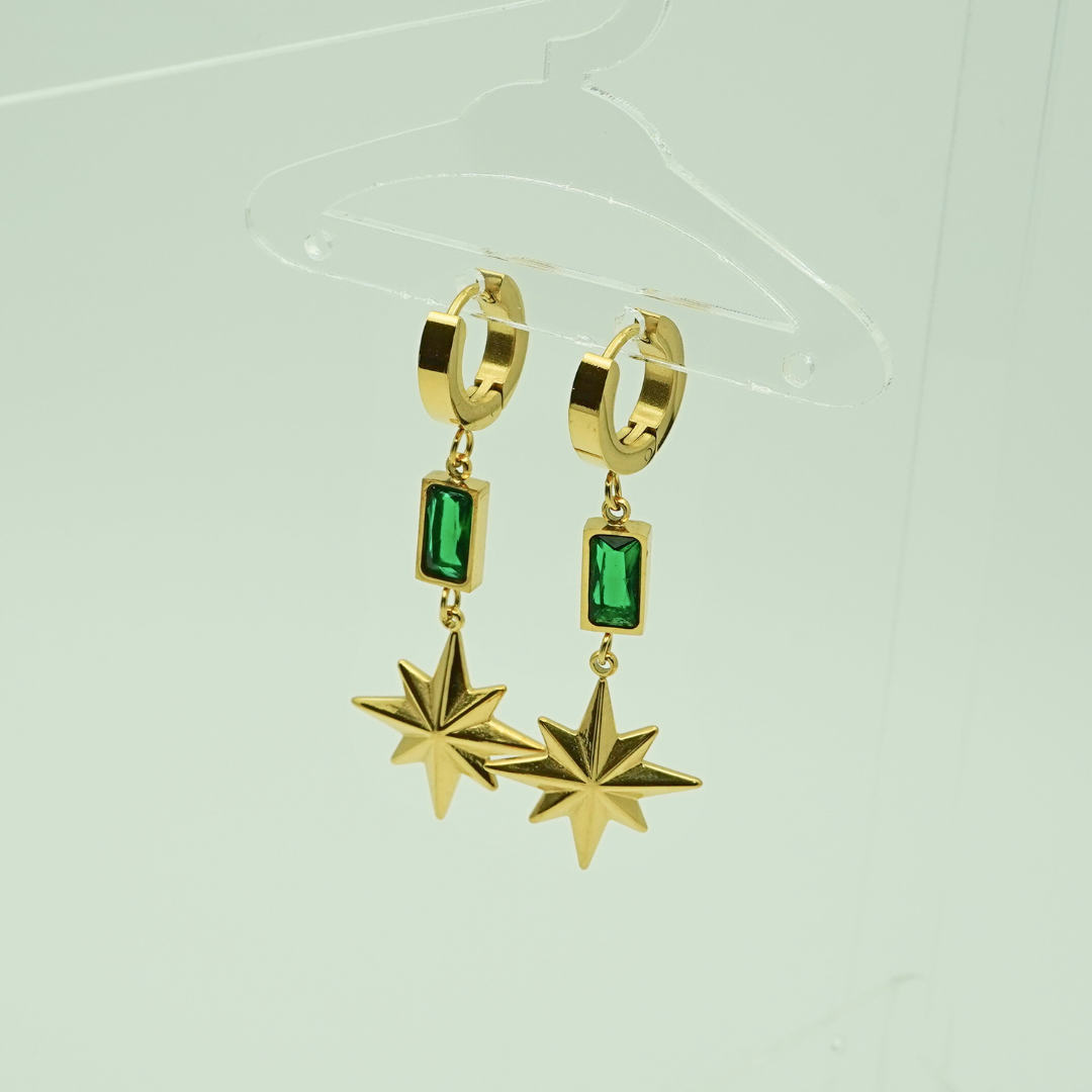 Luxury 18K Gold Plated Anti-Tarnish Star Drop Earrings with Emerald Green Accents – Elegant Statement Jewelry ATER214