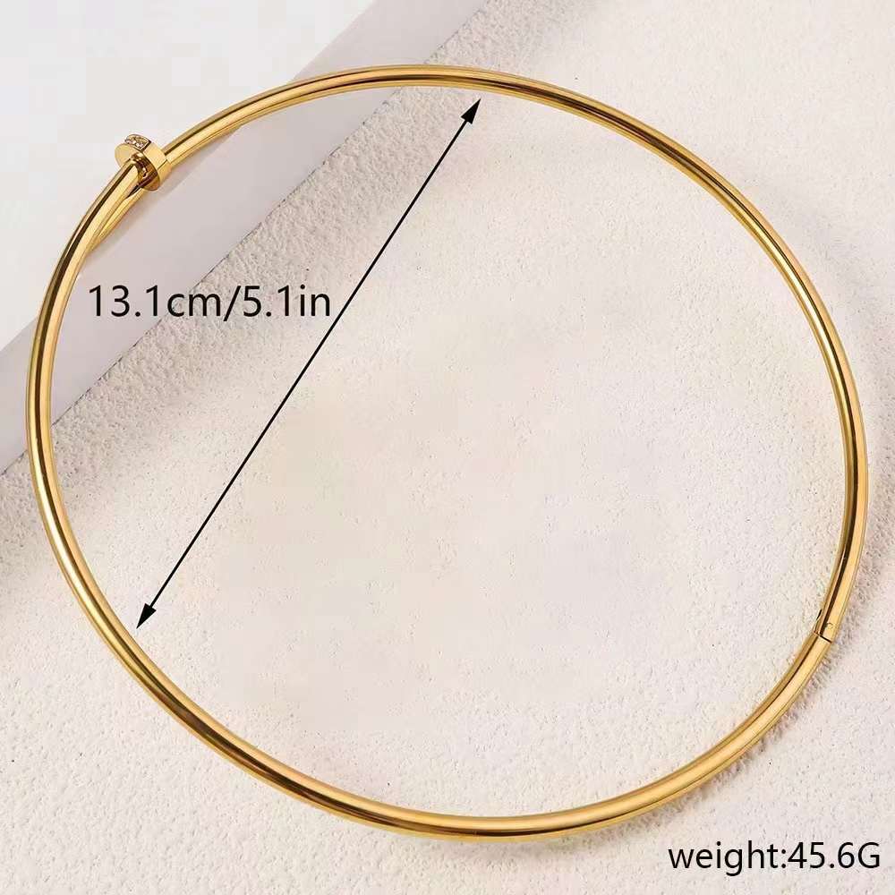 Luxury 18K Rose Gold Plated Nail Collar Necklace – Sleek & Modern Statement Piece RGCP202