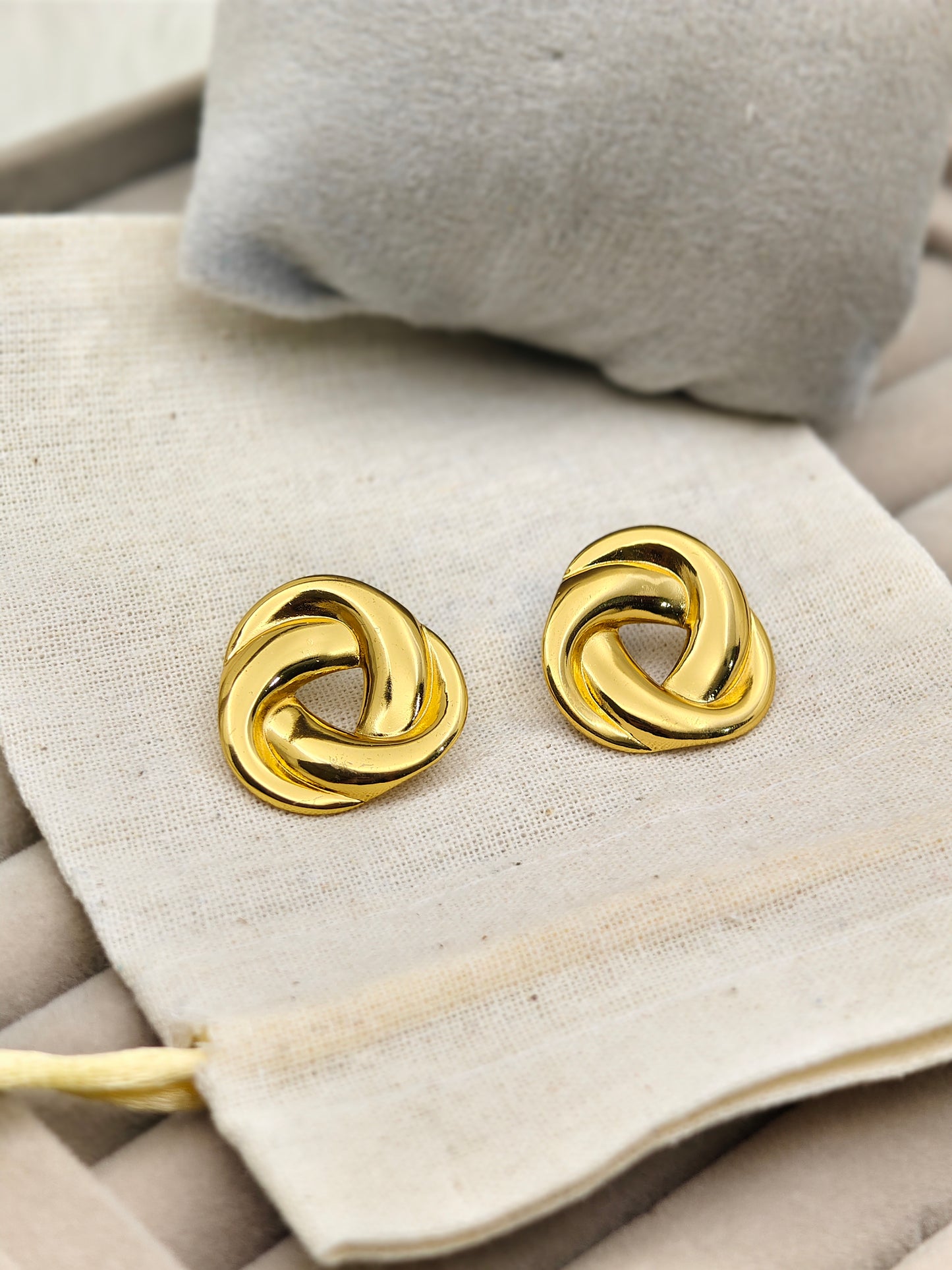 Classic 18K Gold Plated Knot Stud Earrings – Elegant Style