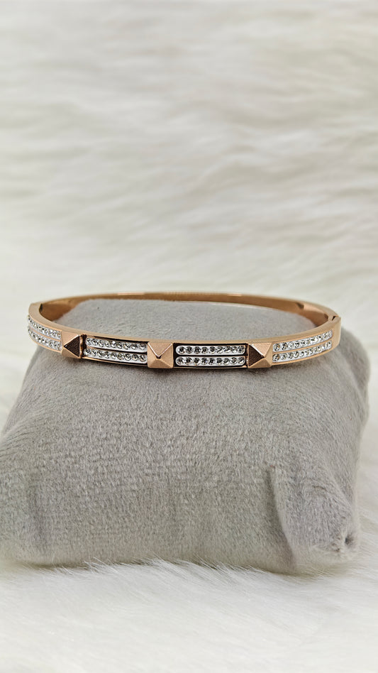 Luxury 18K Rose Gold Plated CZ Bangle – Anti-Tarnish, Openable & Elegance-Inspired Design RGB138