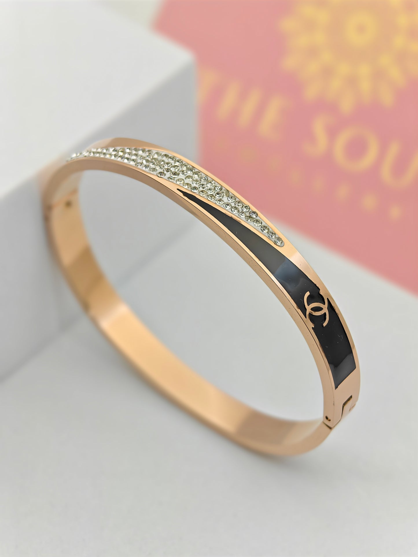 Luxury 18K Rose Gold Plated Anti-Tarnish Bracelet with Black Enamel and Crystal Accents β Elegant Designer-Inspired Design RGB318
