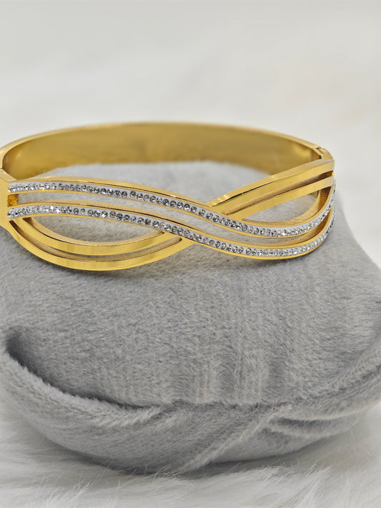 Elegant 18K Gold-Plated Crossover Bracelet for Women with Sparkling Zircon Stones RGB525