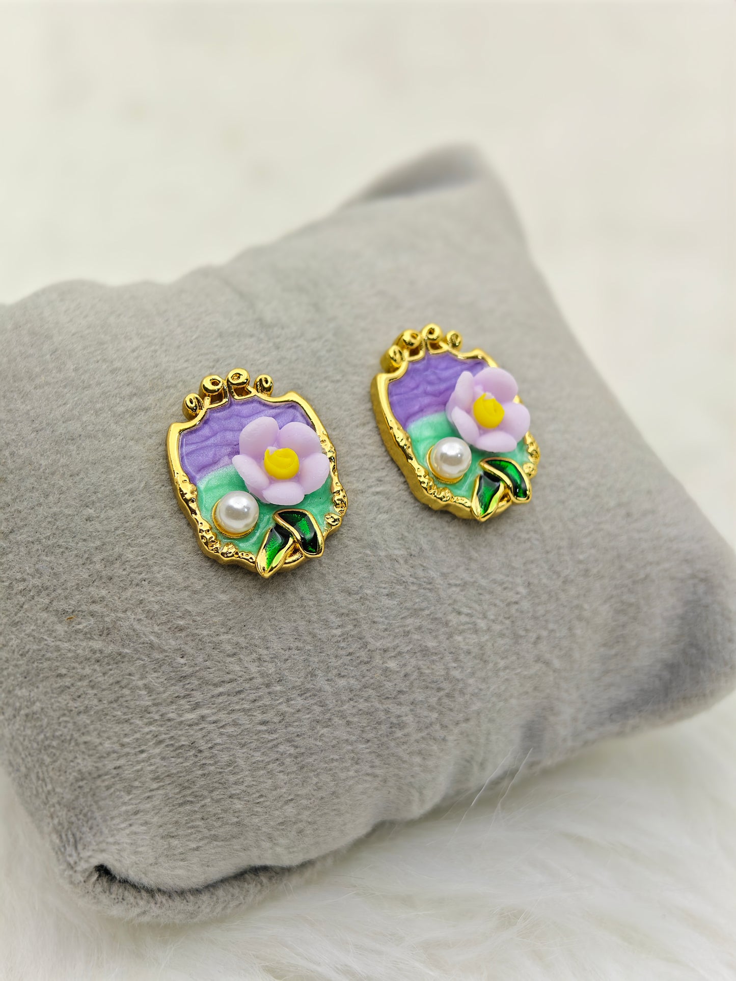Luxury Anti-Tarnish Purple Enamel Stud Earrings with Pearl & Floral Detailing – Elegant Everyday Statement Jewelry for Women