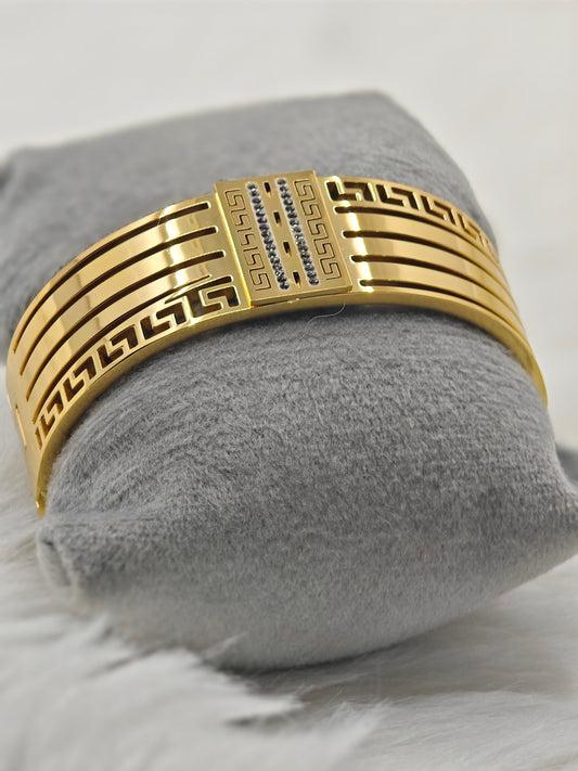 Luxury 22K Gold-Plated Greek Key Design Bracelet with Sparkling Zircon Stones – Elegant Jewelry for Women RGB522