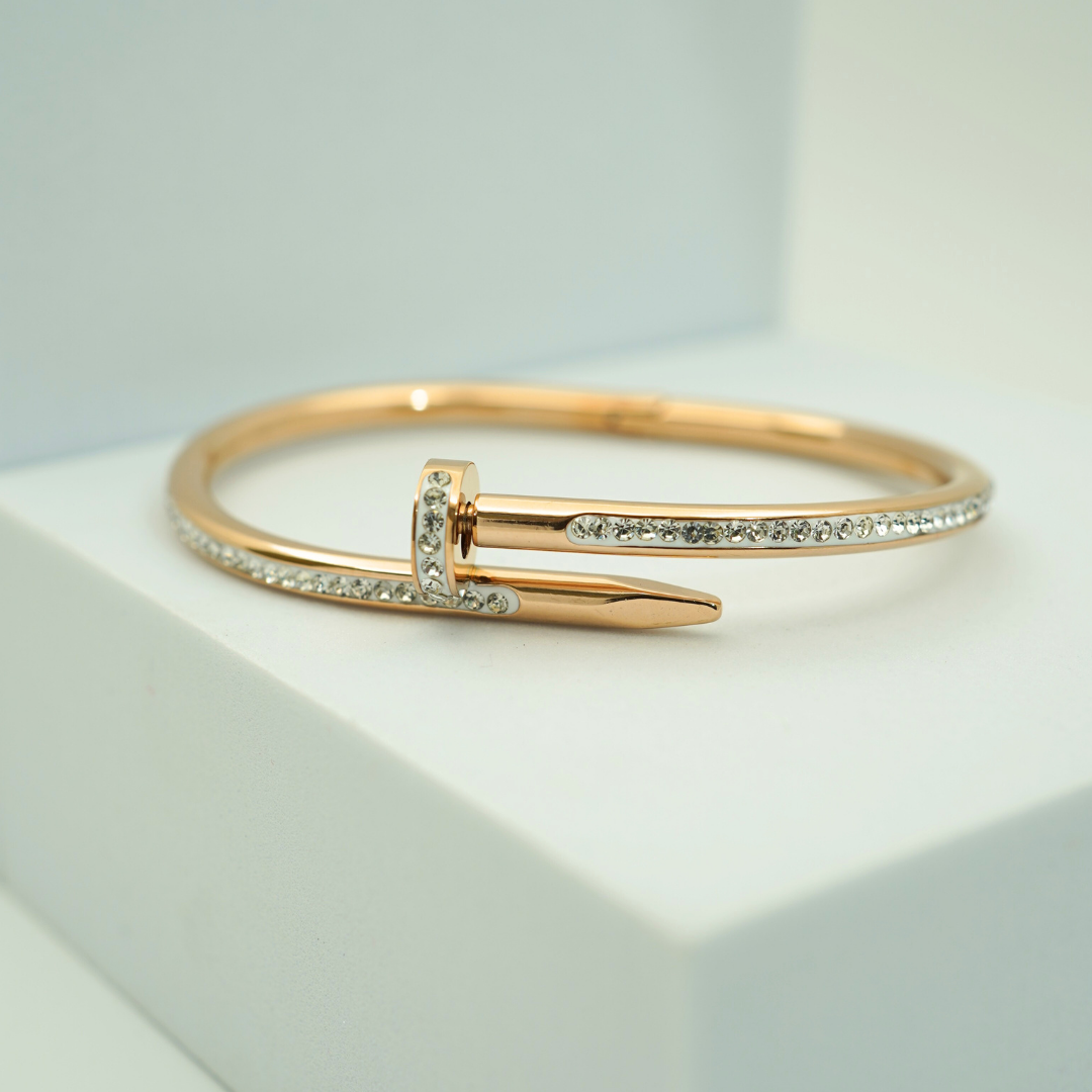 Luxury 18K Rose Gold Plated Anti-Tarnish Nail Bangle with Crystal Accents โ Modern Openable Design RGB302