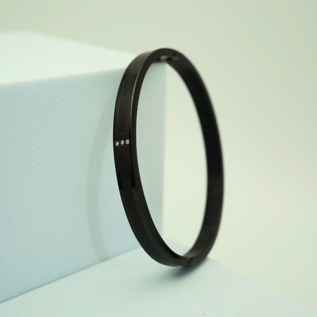 Luxury Black Polished Anti-Tarnish Bangle with Triple Diamond Accents β Sleek Openable Design RGB314