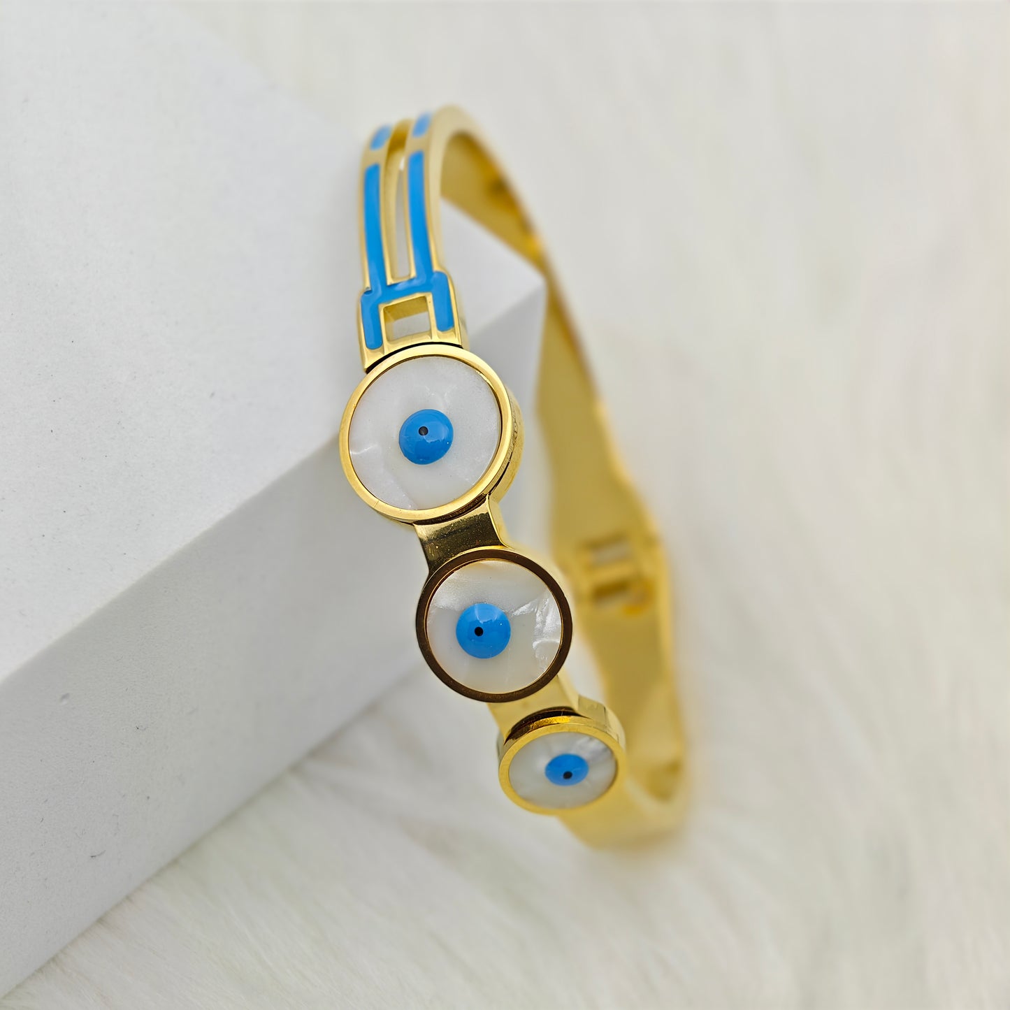 Luxury 18K Gold-Plated Evil Eye Bracelet β Anti-Tarnish Stainless Steel Bangle with Blue Enamel & Mother of Pearl Accents RGB429