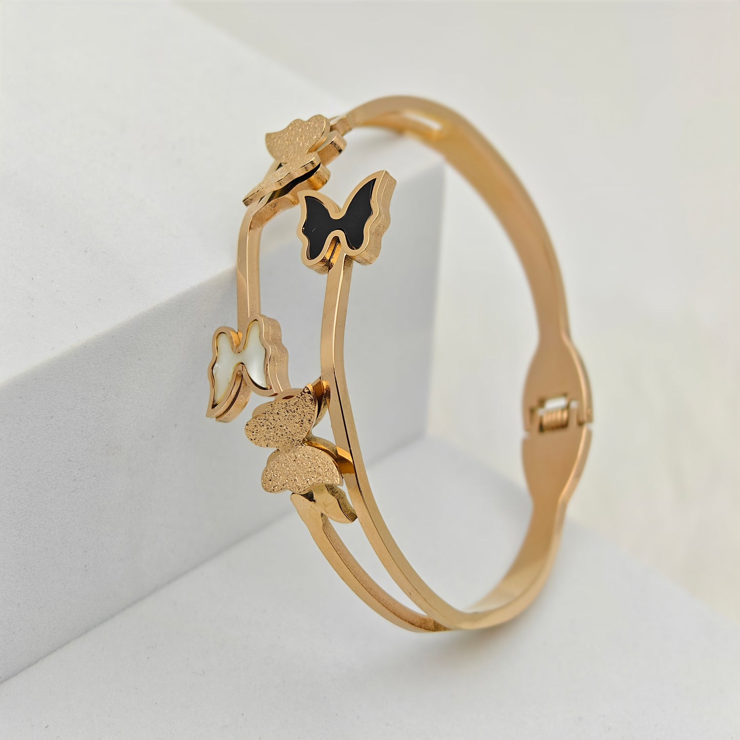 Luxury 22K Rose Gold-Plated Butterfly Bracelet – Anti-Tarnish Stainless Steel Bangle with Dual-Tone Enamel Accents