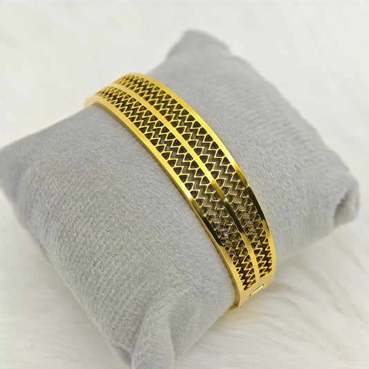 Luxury 22K Gold-Plated Geometric Cutout Bracelet – Anti-Tarnish Stainless Steel Statement Bangle