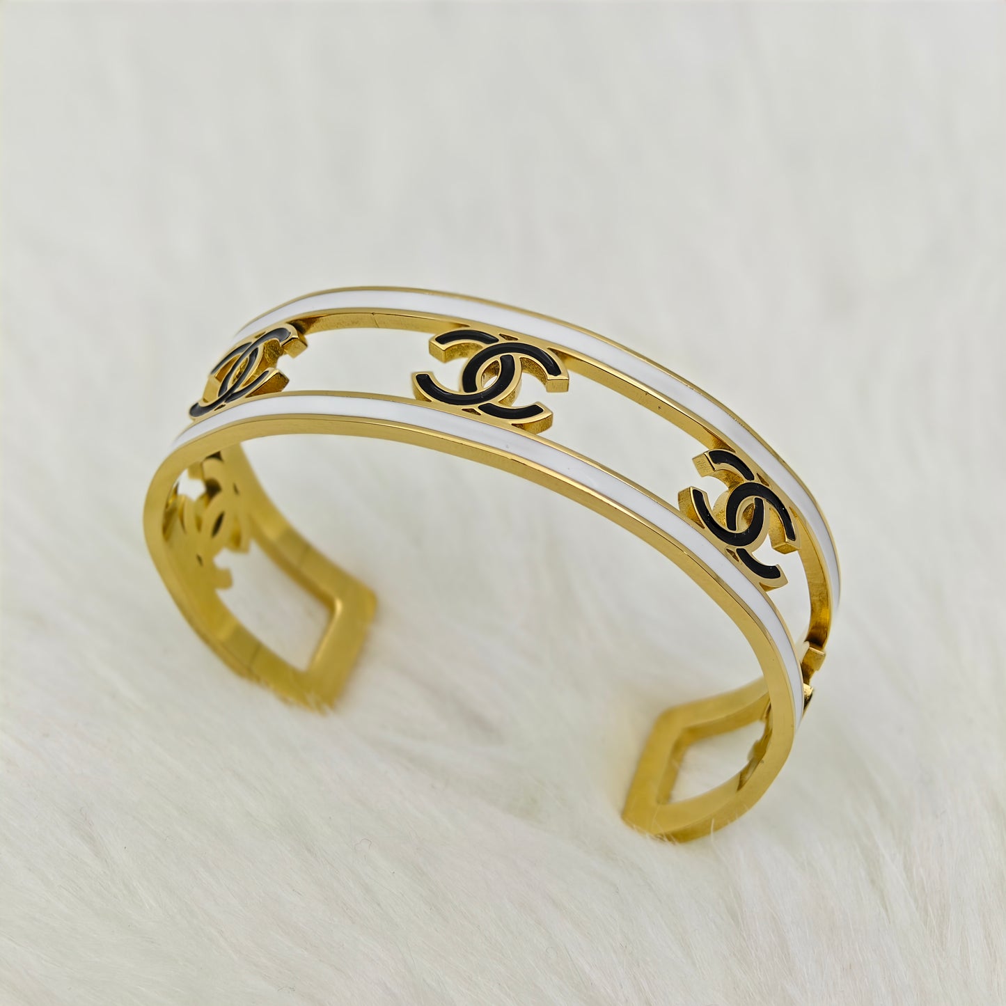 Luxury 22K Gold-Plated CC-Inspired Open Cuff Bracelet β Anti-Tarnish Stainless Steel Statement Bangle RGB443