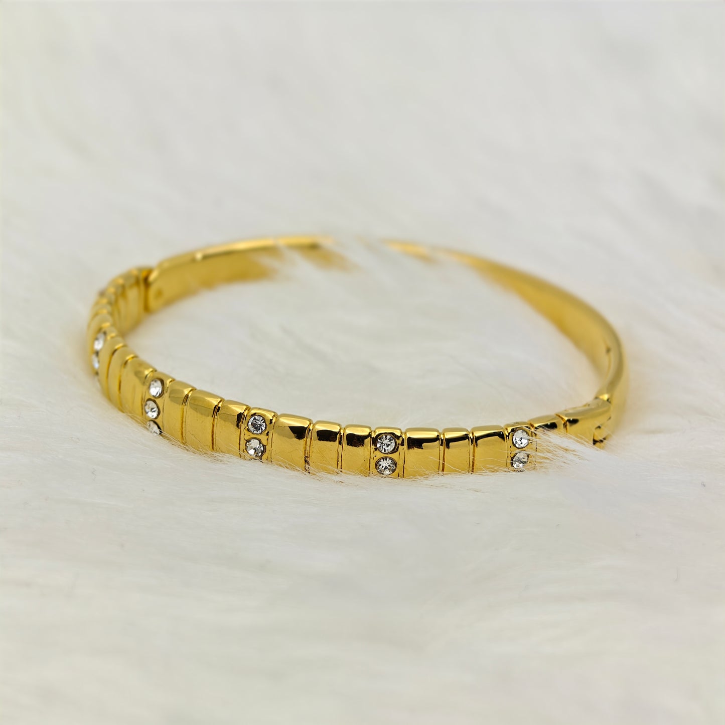 Luxury 22K Gold-Plated Textured CZ Bracelet β Anti-Tarnish Stainless Steel Bangle with Sparkling Crystal Accents RGB446