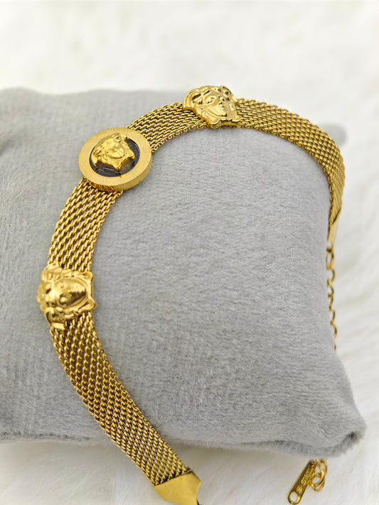 18K Gold Plated Anti-Tarnish Lion Medallion Bracelet – Bold Statement Chain Bangle RGB498