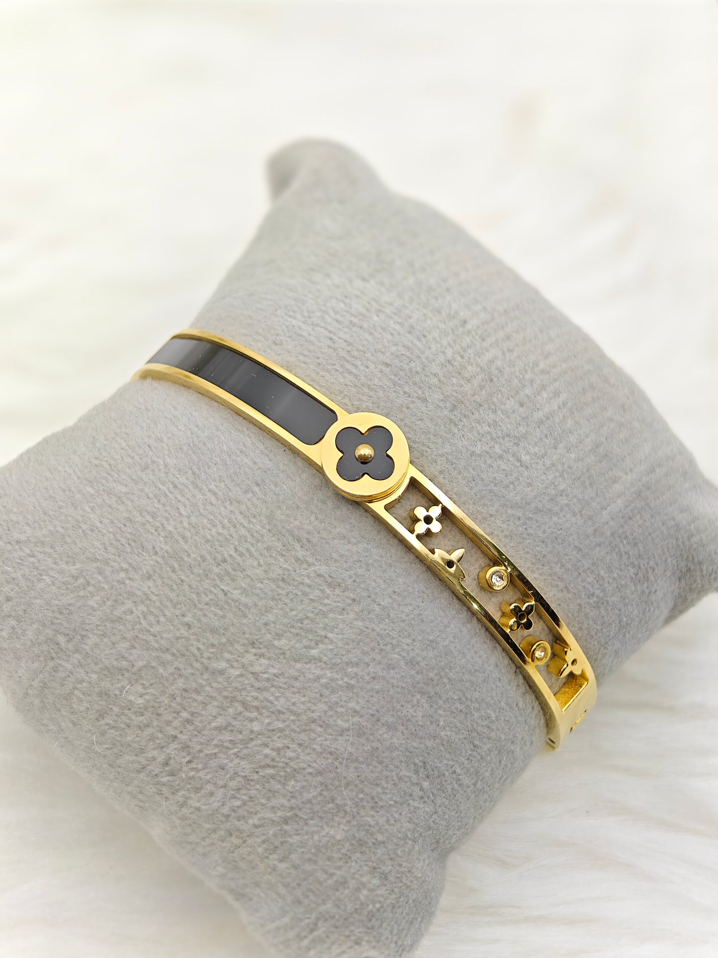 18K Gold Plated Anti-Tarnish Black Enamel & Crystal Clover Bangle – Elegant Designer Bracelet for Women RGB504