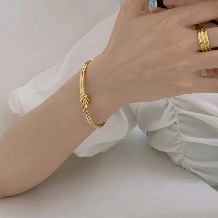 Minimalist 22K Gold Plated Anti-Tarnish Knot Open Bracelet for Women – Elegant Adjustable Cuff Bangle RGB518