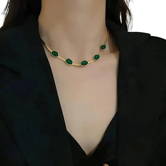 Luxury 18K Gold Plated Anti-Tarnish Oval Green Crystal Pendant Necklace – Elegant & Timeless Design ATCP175