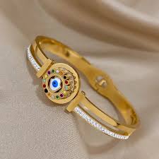 tylish 18K Rose Gold Plated Anti-Tarnish Rotating Evil Eye Bangle with Crystal Details RGB402