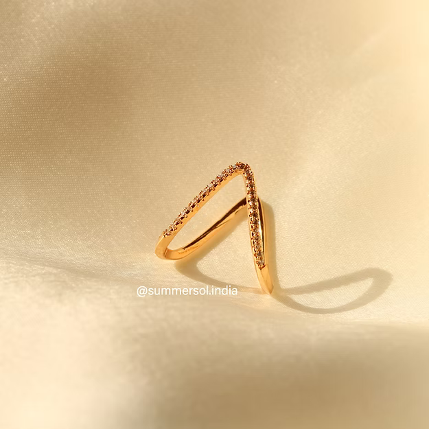 18K Gold Plated Anti-Tarnish V Ring – Elegant Minimalist Open Ring with Crystal Accents for Women