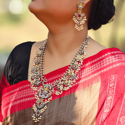 Jodha Royal Antique Gold Necklace Set - Fusion of Art - The Soul Jewellery