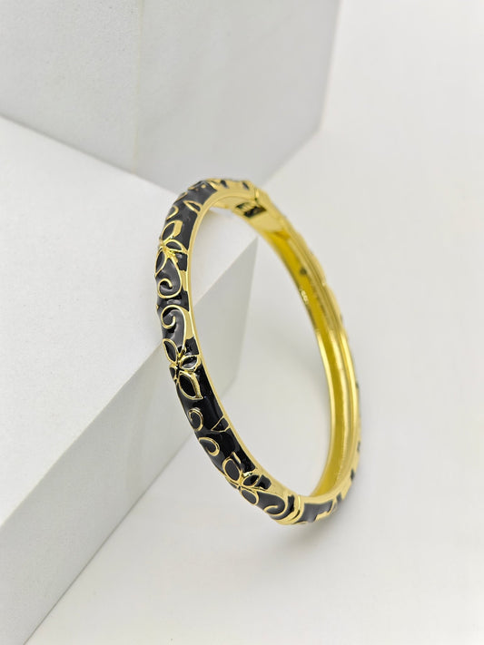 AURÉLIA AMORE LUXE 8™ Noir Aura Enamel Prosperity Demi fine Everyday Wear Kada Bangle for Women - The Soul Jewellery