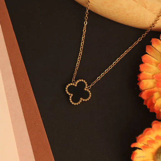 Luxury 18K Gold Plated Black Clover Pendant Necklace for Women – Elegant Anti-Tarnish Daily Wear Chain ATCP180