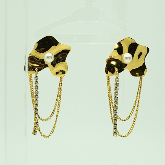 Luxury 18K Gold Plated Abstract Pearl & Crystal Chain Drop Earrings – Elegant Anti-Tarnish Statement Jewelry ATER218