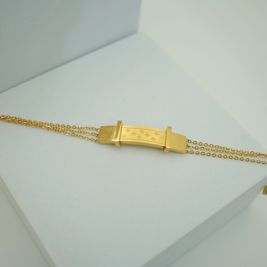 Luxury 18K Gold Plated Anti-Tarnish Designer Chain Bracelet for Women – Engraved Bar Style with Dual Link Chains RGB484
