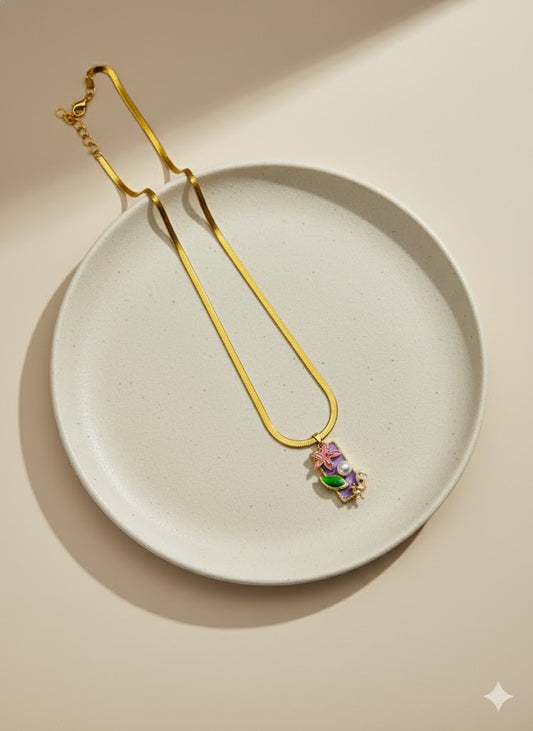 8 Aura Bloom Floral Pearl Pendant – Anti-Tarnish Gold Chain | Hypoallergenic Stainless Steel Necklace