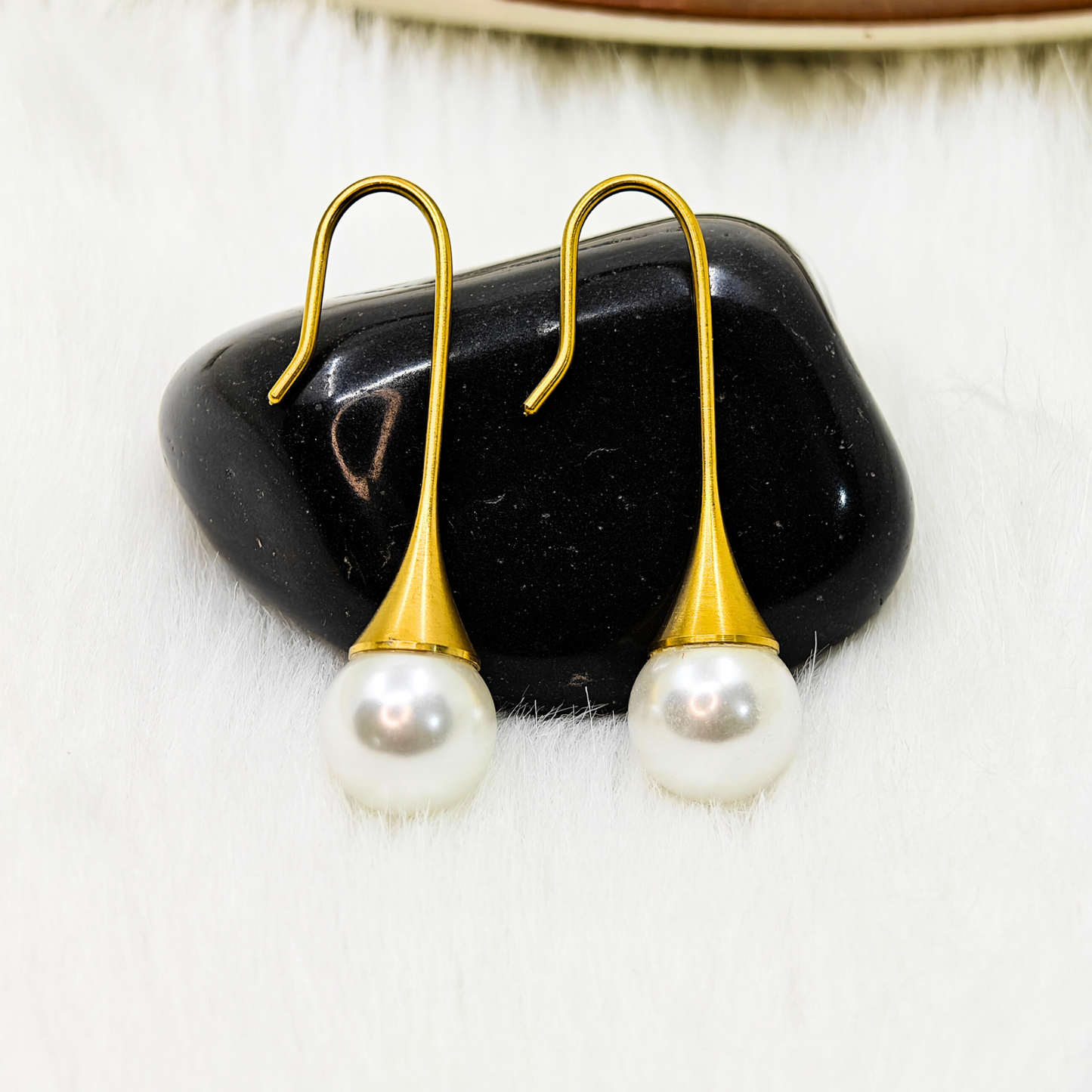 18 K Gold Plated Anti Tarnish Water Pearl Drop Statement Earring ATER101