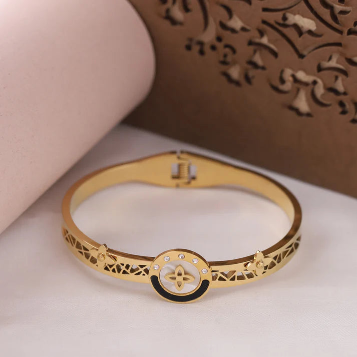 18K Gold Plated Iconic Floral Medallion Bangle – Fortune 11:11 Designer Anti-Tarnish Jewellery RGB282
