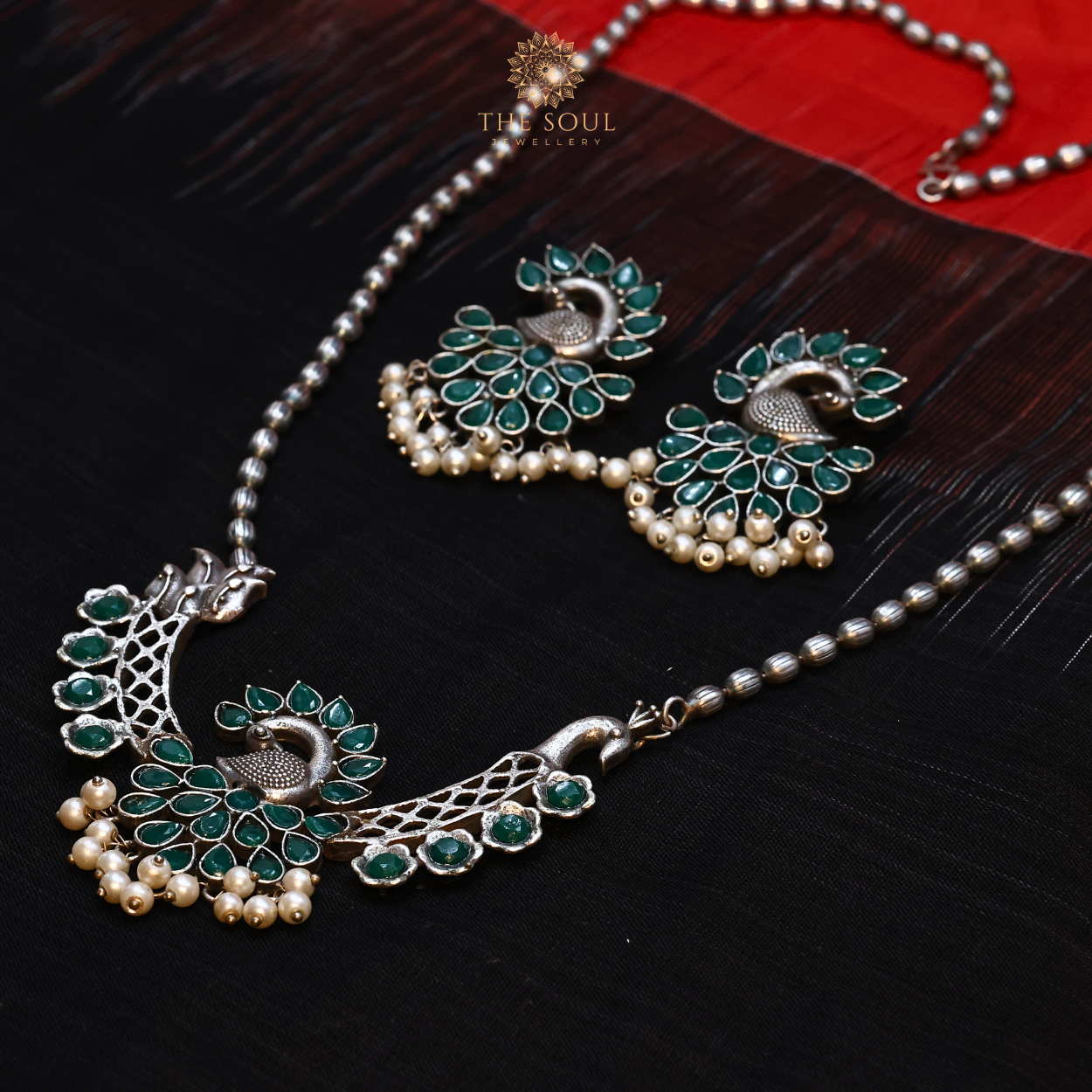 German Silver-Plated Peacock Necklace set with Green Gemstones and Gleaming Pearl Drops