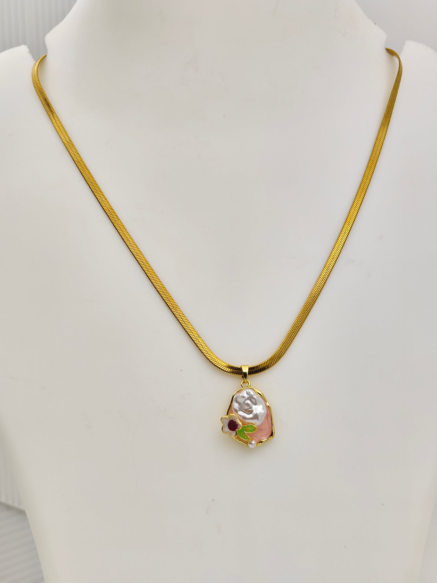 Luxury Anti-Tarnish Floral Pearl Pendant Chain for Women | 18K Gold Plated Daily Wear Necklace | Good Luck Jewellery Gift – Series 777