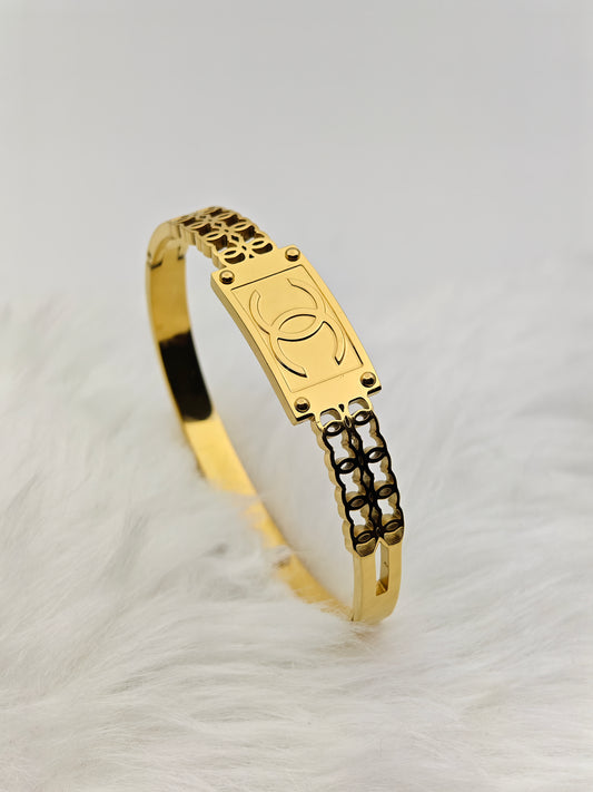 Stylish 18K Gold Plated Anti-Tarnish Bangle with Chanel Emblem for Everyday Elegance RGB238