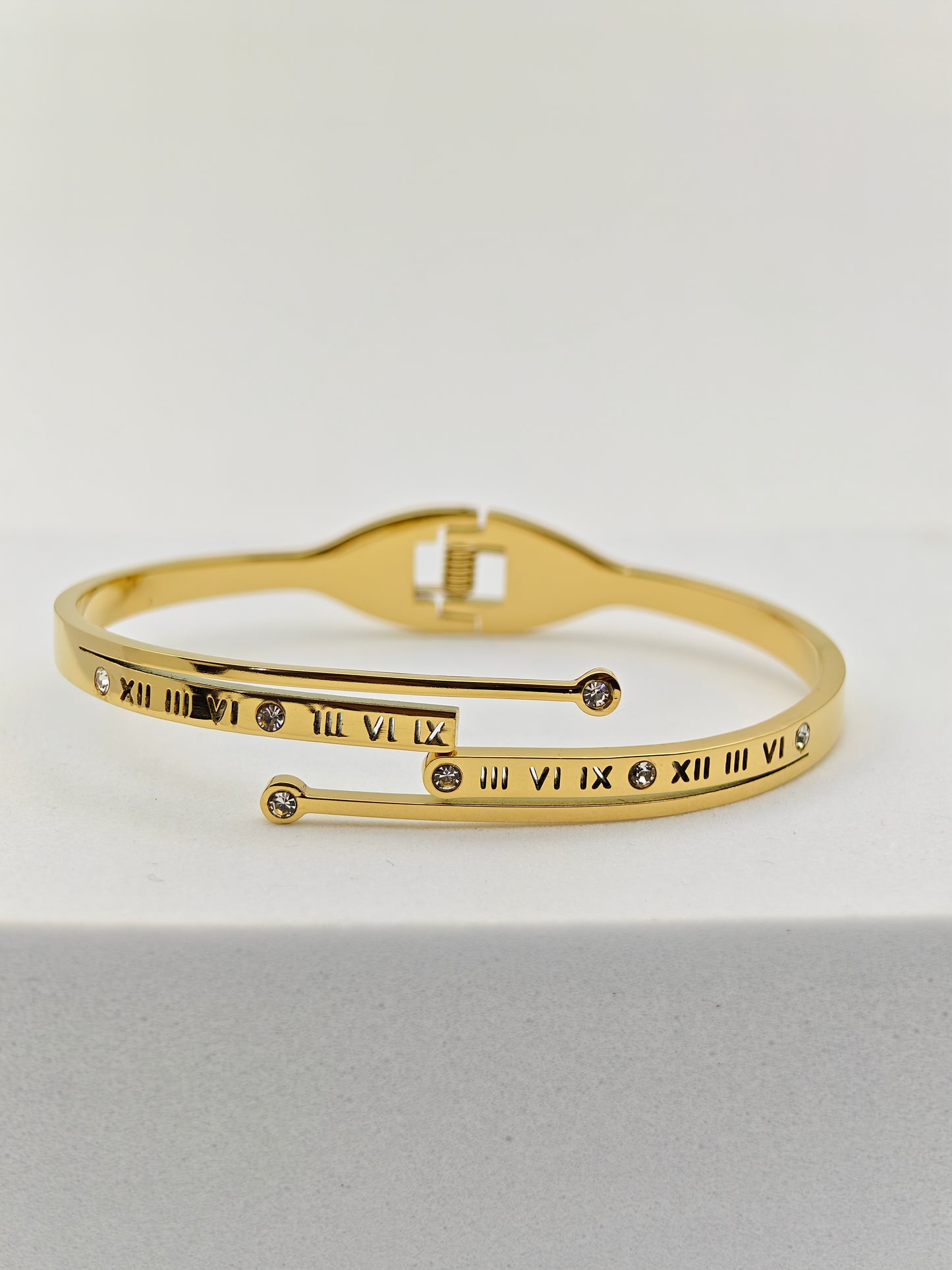 Timeless 18K Gold Plated Anti-Tarnish Bangle with Roman Numerals and Crystal Accents RGB250