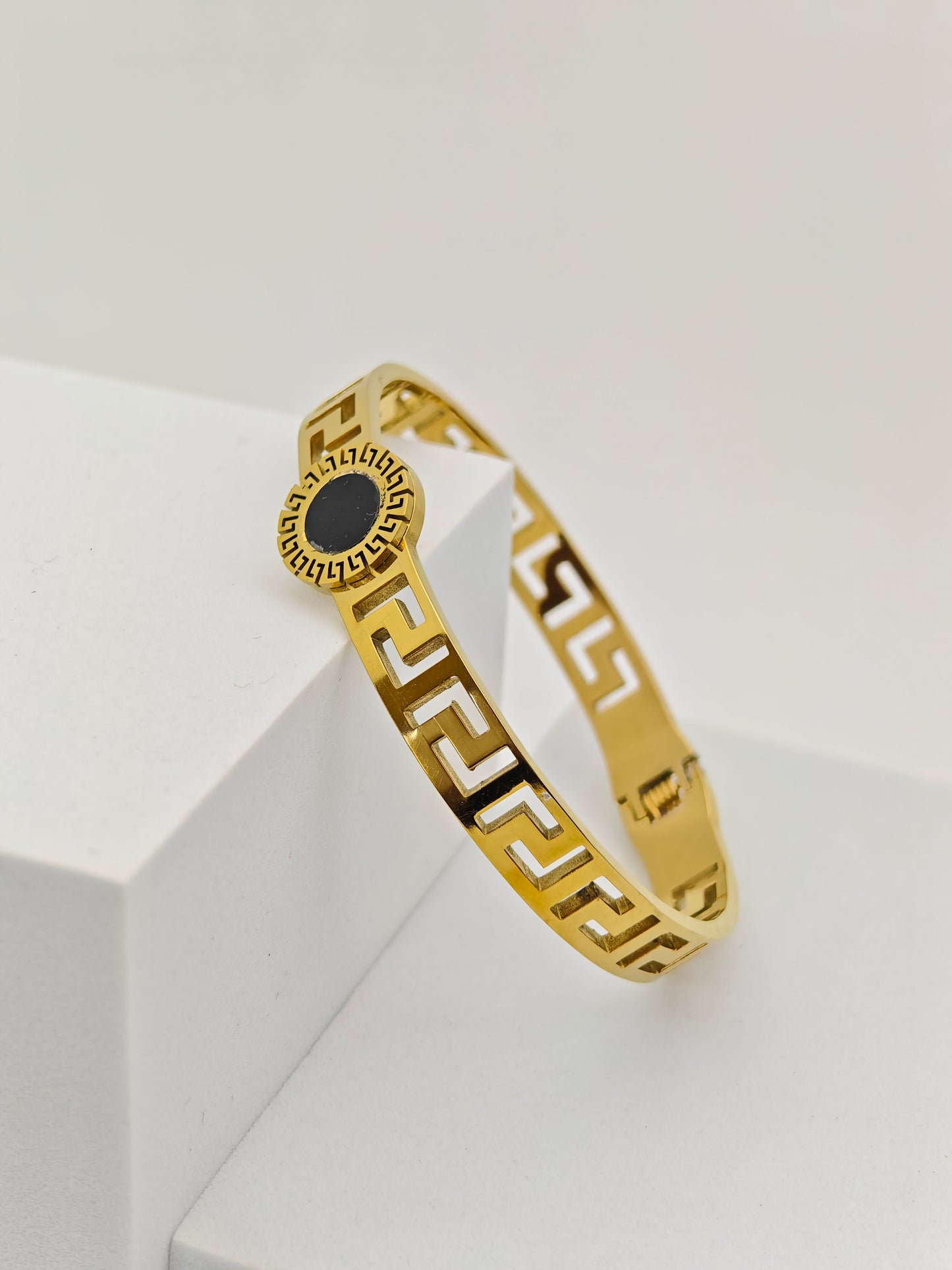 Stylish 18K Gold Plated Greek Key Bangle with Black Enamel Accent RGB259