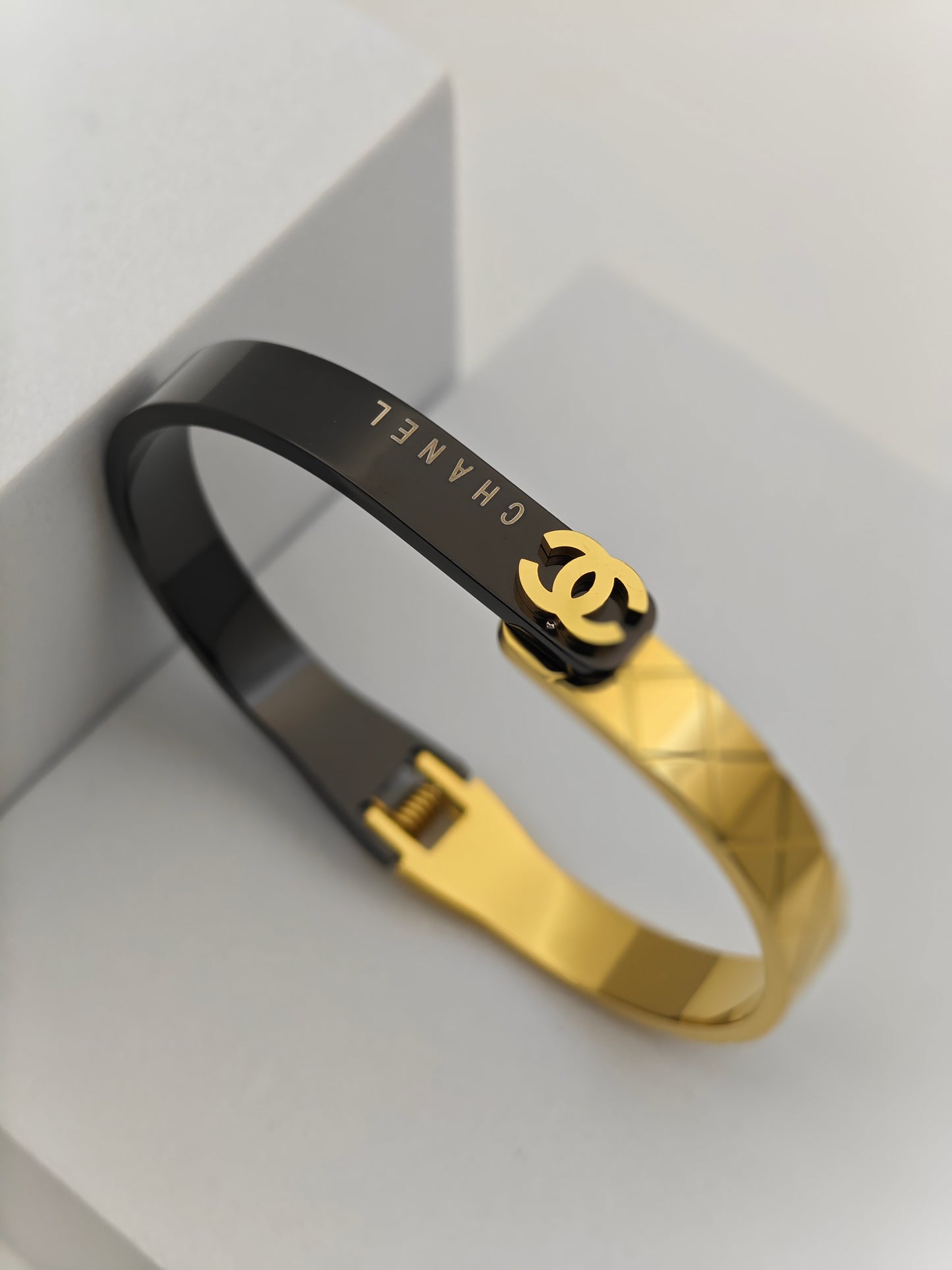 Chic Black and Gold Anti-Tarnish Bangle with Chanel-Inspired Design and Dual-Tone Finish RGB269