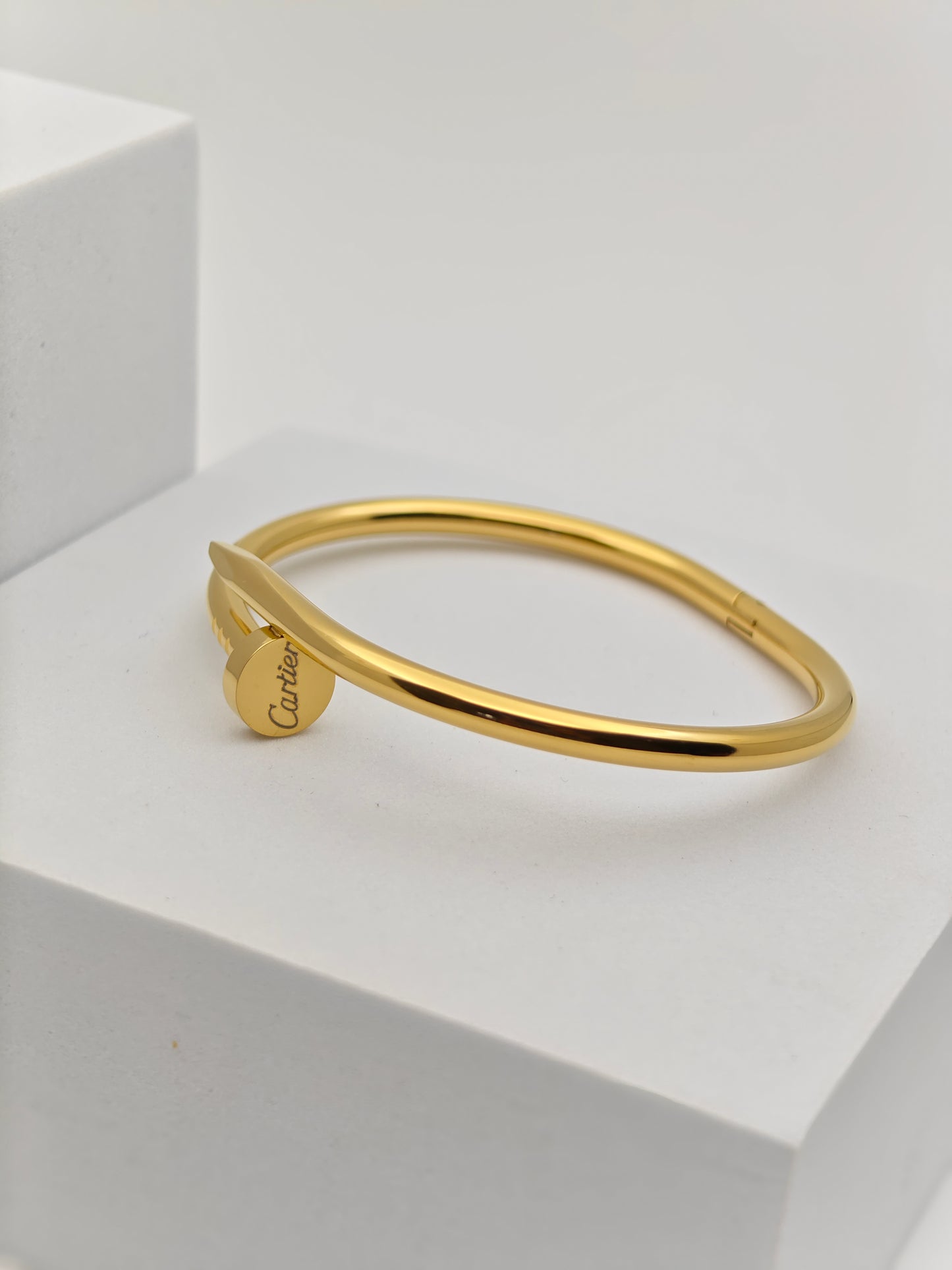 Minimalist 18K Yellow Gold Plated Anti-Tarnish Screw Design Nail Bangle Bracelet