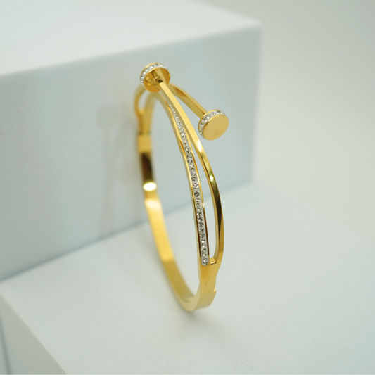 Luxury 18K Gold Plated Anti-Tarnish Open Cuff Bangle with Crystal Accents – Sleek Modern Design RGB305