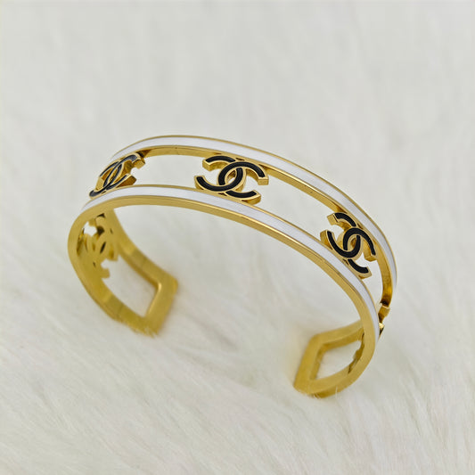 Luxury 22K Gold-Plated CC-Inspired Open Cuff Bracelet – Anti-Tarnish Stainless Steel Statement Bangle RGB443