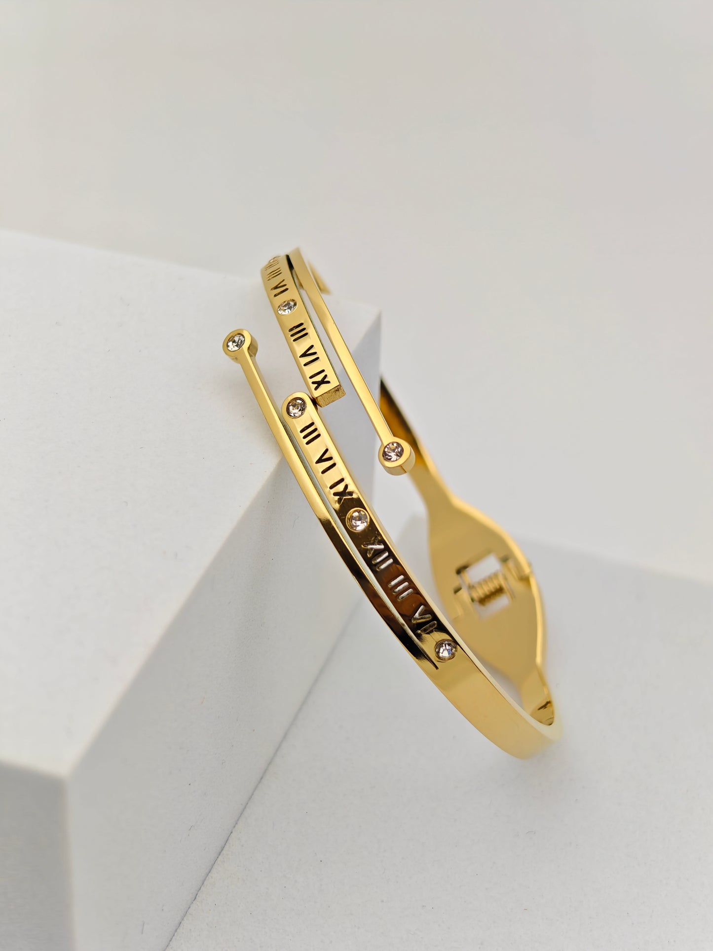 Timeless 18K Gold Plated Anti-Tarnish Bangle with Roman Numerals and Crystal Accents RGB250