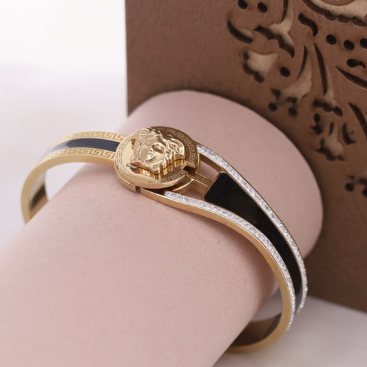 18K Gold Plated Anti-Tarnish Lion Medallion Bangle – Sleek Statement Bracelet with Black Enamel & Crystal Accents RGB490