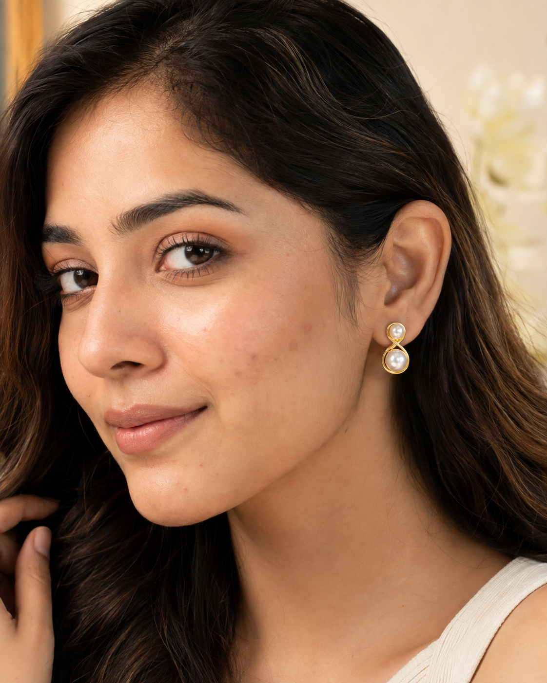 Gold-Tone Infinity Double Pearl Earrings for Women – Elegant Minimal Pearl Stud Earrings