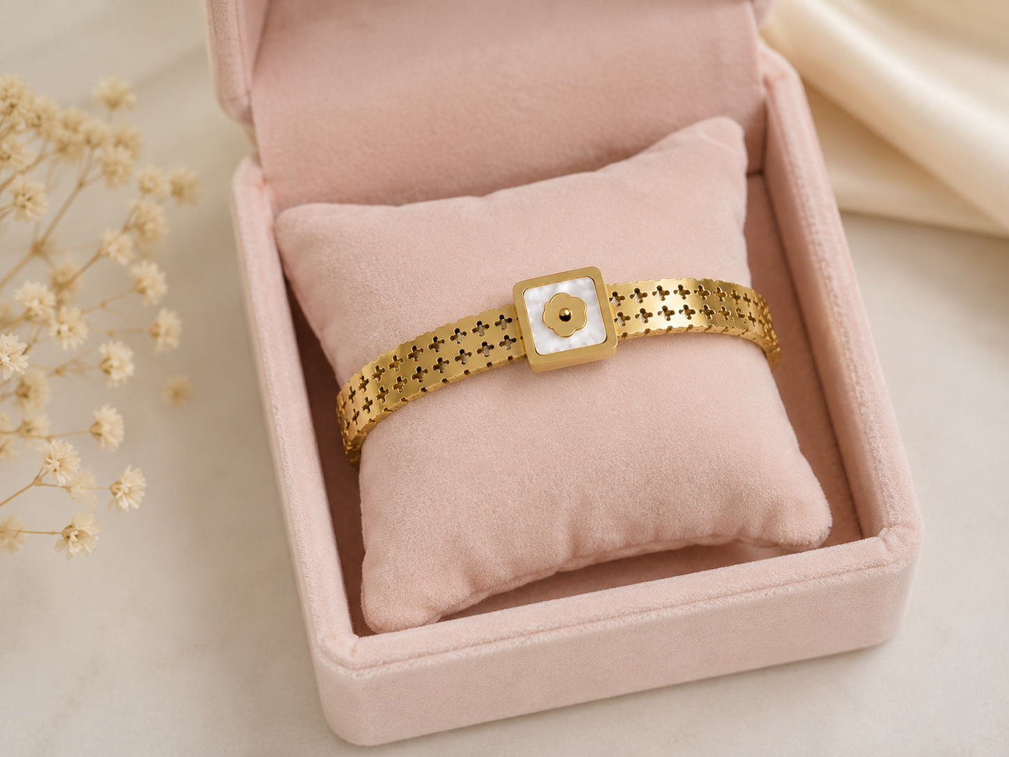 AURÉLIA AMORE LUXE 6™ Mother of Pearl Demi-Fine Anti-Tarnish Gold Bangle Bracelet for Women