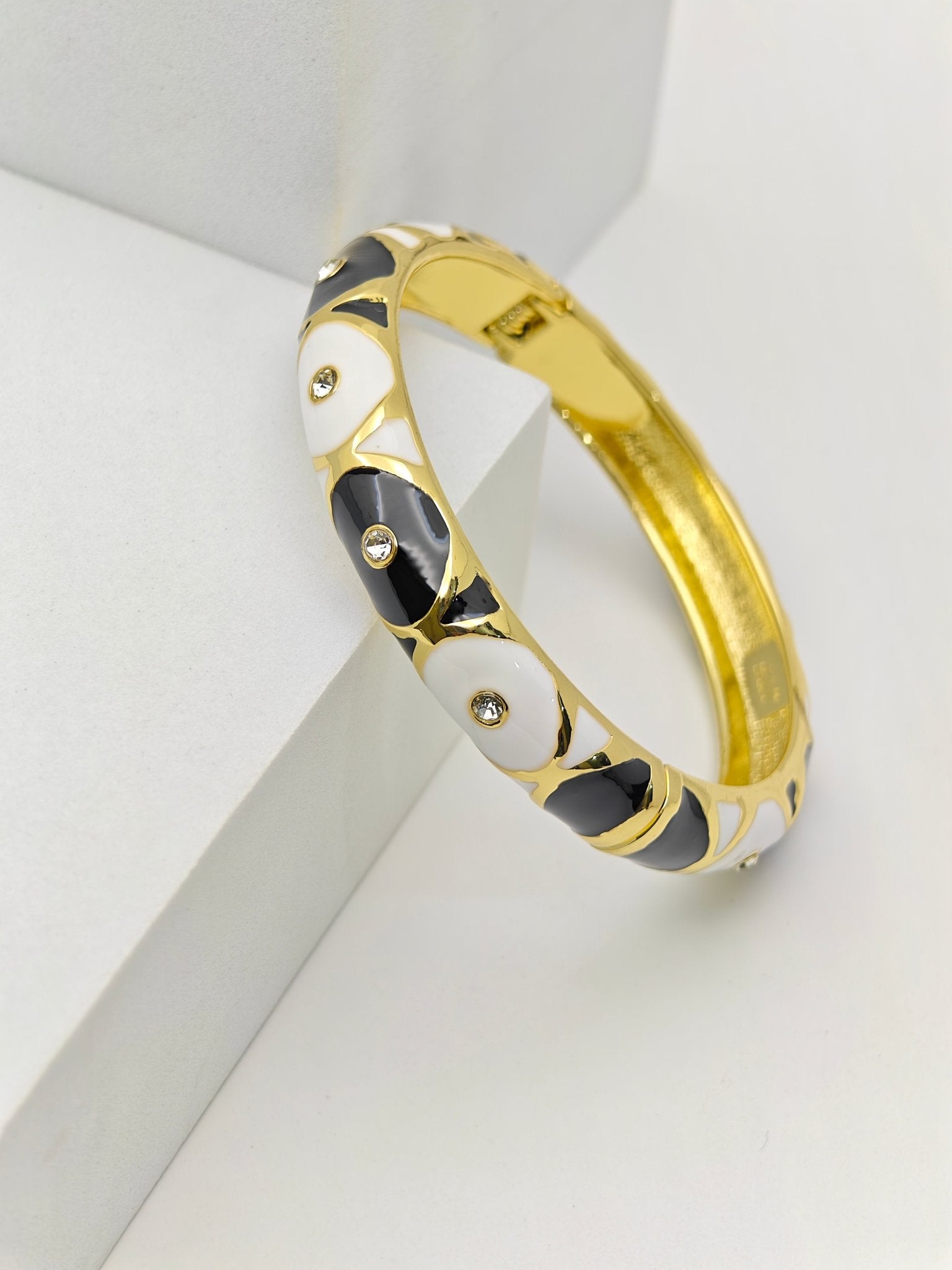AURÉLIA AMORE LUXE 6™ Noir Pearl Harmony CZ Demi Fine Enamel Kada Bracelet for Women - The Soul Jewellery