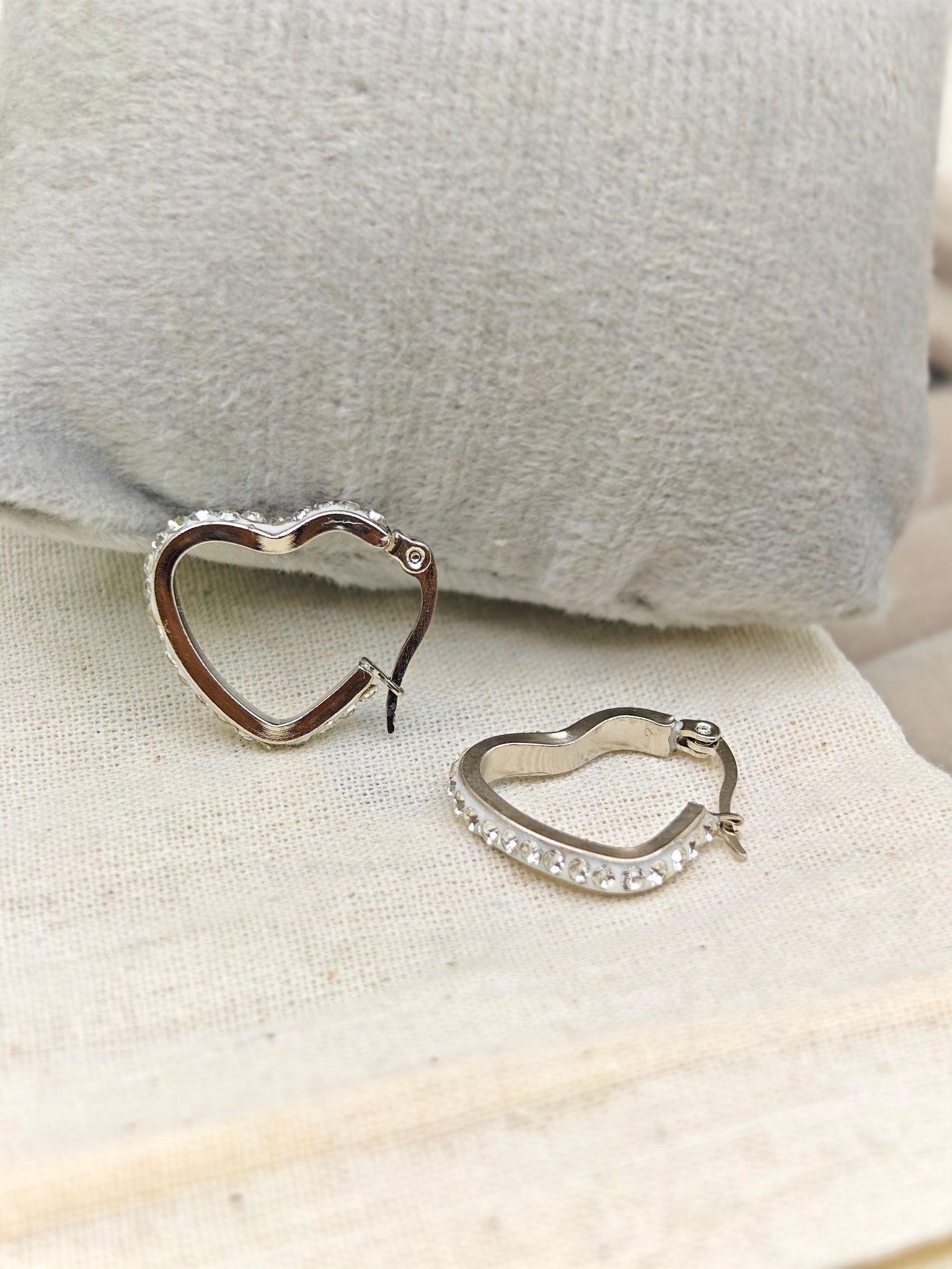 Aurelia SilverHeart Luxe Demi - Fine Anti - Tarnish Crystal Hoop Earrings - Daily wear Hoops - The Soul Jewellery