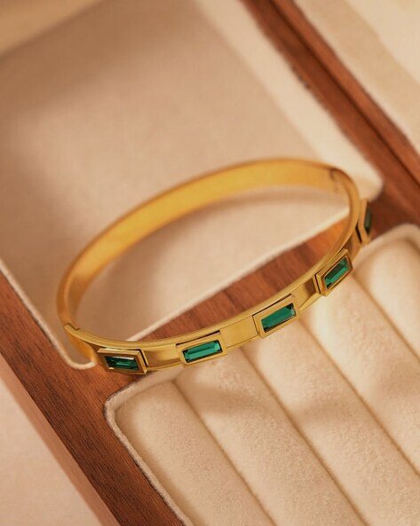 18K Gold Plated Anti - Tarnish Emerald Green Stone Bangle – Elegant Openable Daily Wear Bracelet - The Soul Jewellery