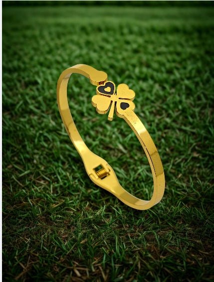 AURÉLIA AMORE LUXE 8™ Regal Clover Enamel Demi Fine Anti-Tarnish Kada Bracelet for Women - The Soul Jewellery